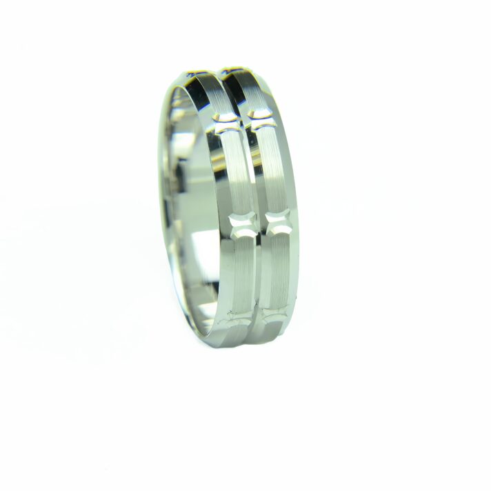 RLW132W - Wedding Band