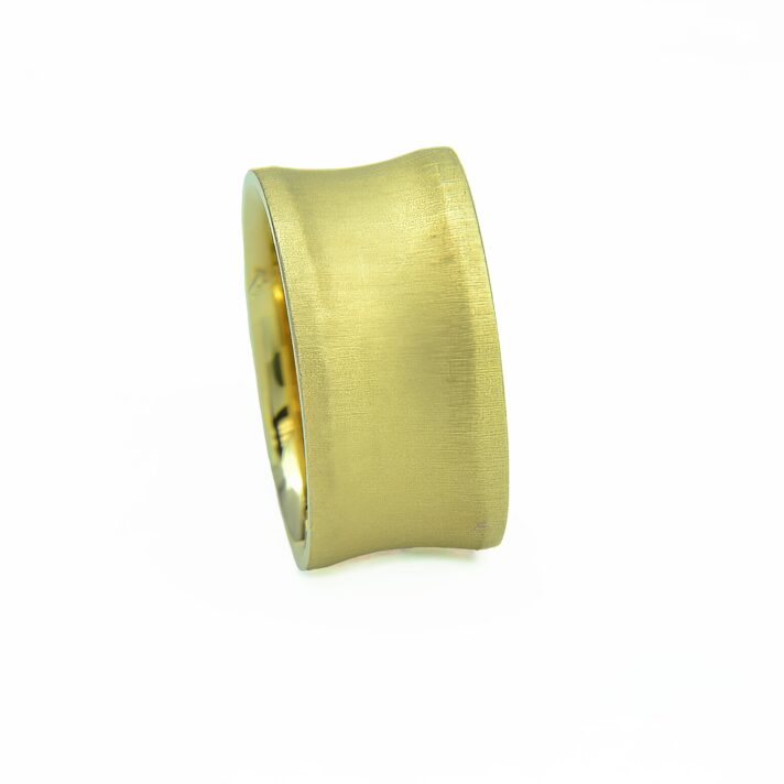 S10MM102 — Wedding Band